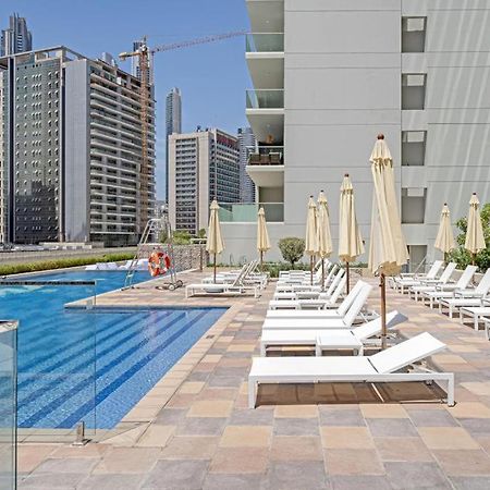 Brand New 1Br- Business Bay - Burj Khalifa View Lägenhet Dubai Exteriör bild