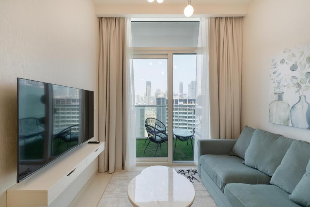 Brand New 1Br- Business Bay - Burj Khalifa View Lägenhet Dubai Exteriör bild